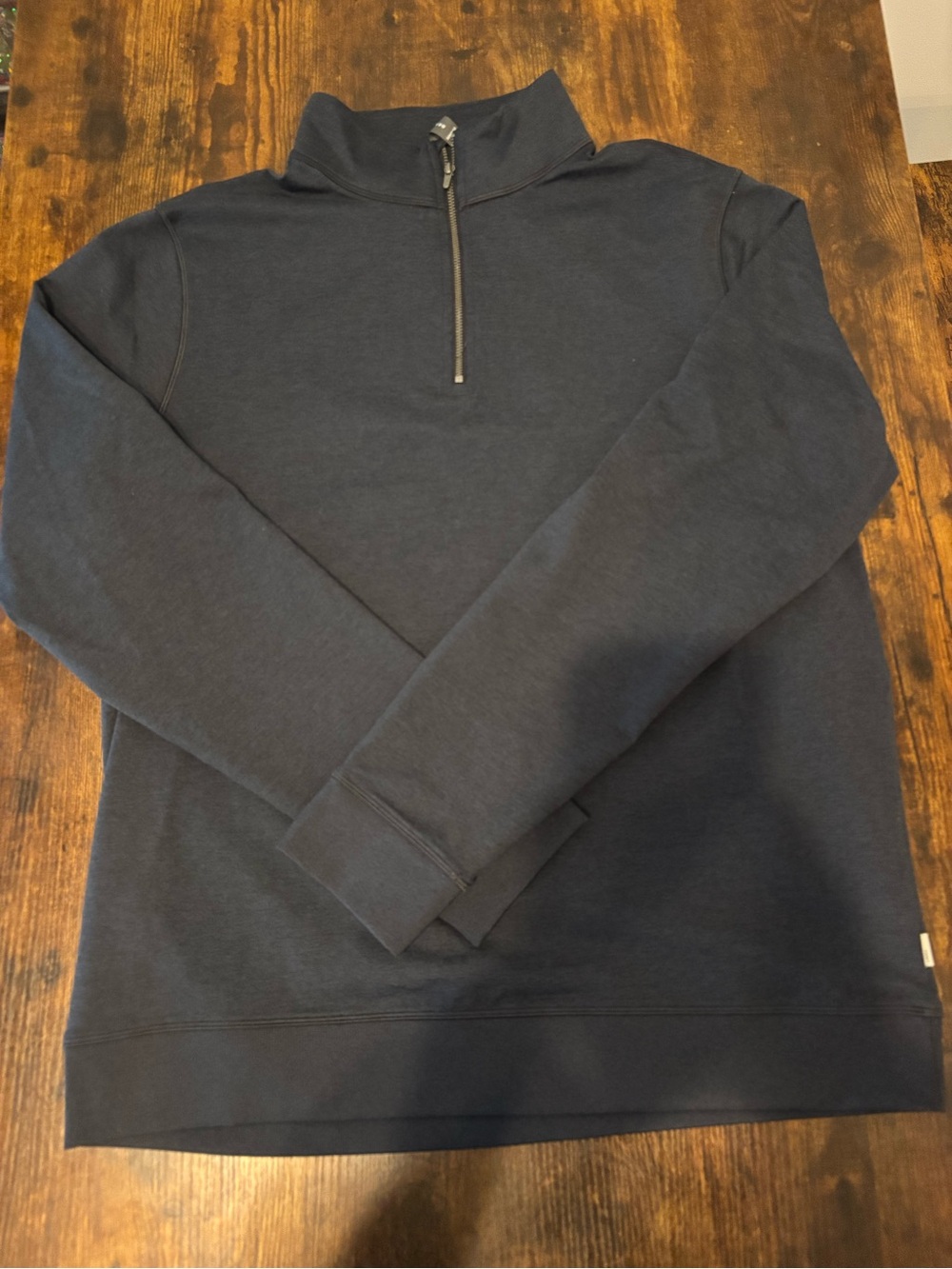 Men's Vuori Quarter Zip NWOT